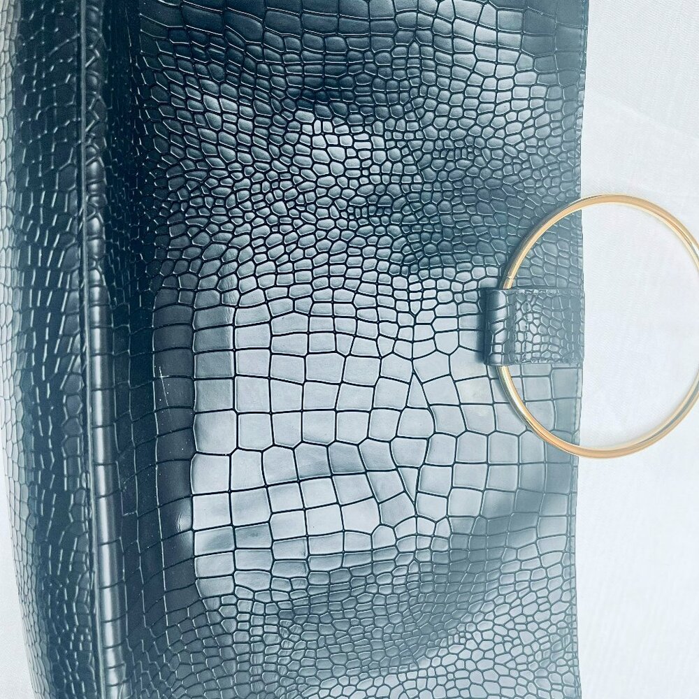 Black Croc-Embossed Beauty Bag – Vegan Leather, Silver Ring Handle